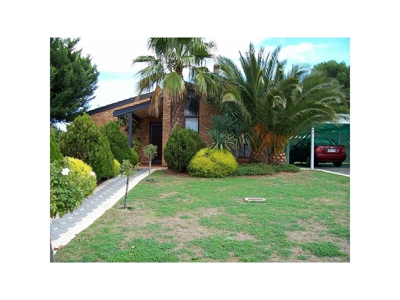 21 Barton Drive, Trott Park SA 5158