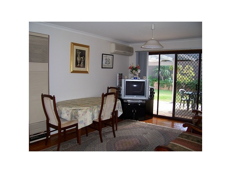 21 Barton Drive, Trott Park SA 5158