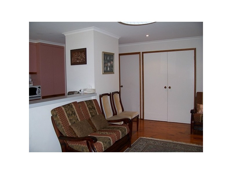 21 Barton Drive, Trott Park SA 5158