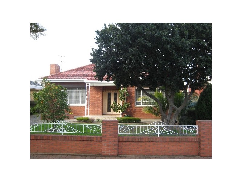 13 Arthur Street, Clarence Gardens SA 5039