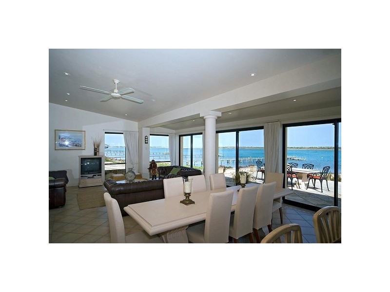 47 Goolwa Channel Drive, Hindmarsh Island SA 5214