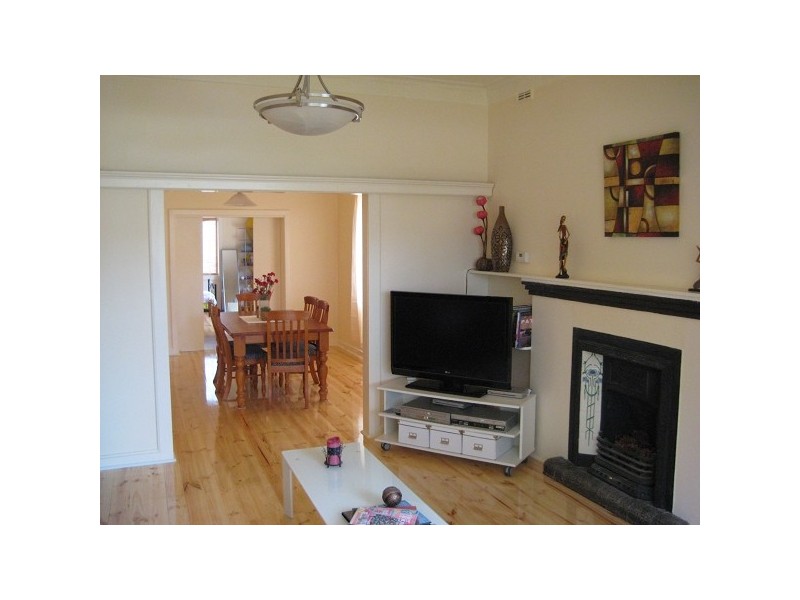 33 Clovelly Avenue, Clarence Gardens SA 5039