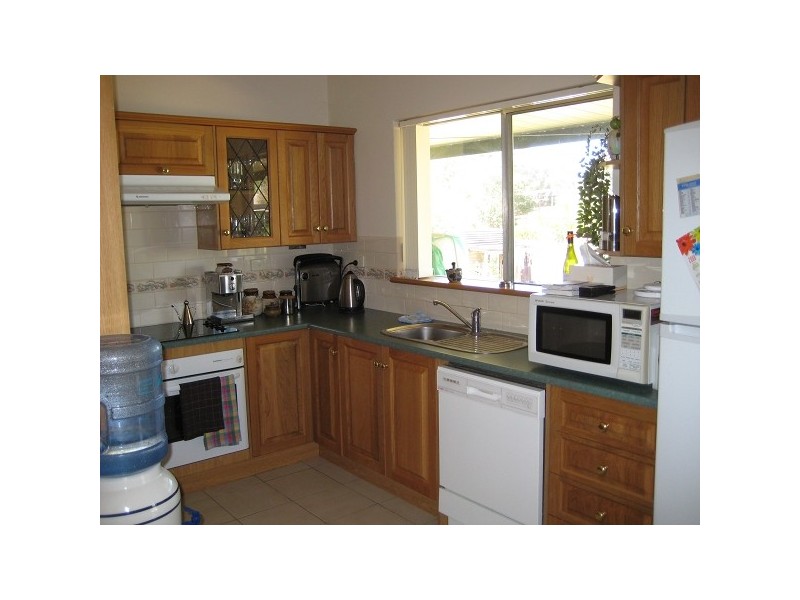 6 Vynland Drive, Flagstaff Hill SA 5159
