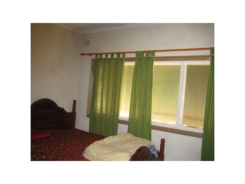 2/635-637 South Road, Black Forest SA 5035