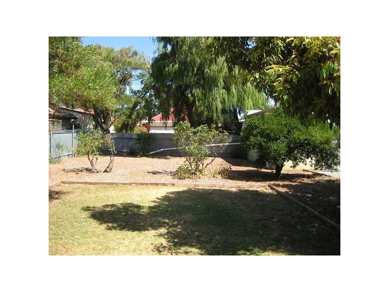 95 Avenue Road, Clarence Gardens SA 5039