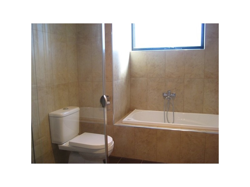 20 TIPARRA AVE, Park Holme SA 5043