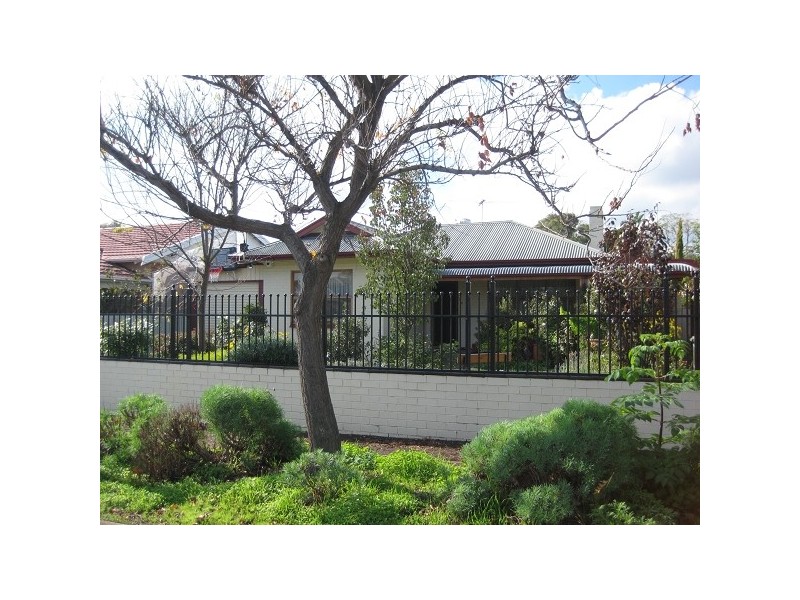 15 Mathias Avenue, Cumberland Park SA 5041