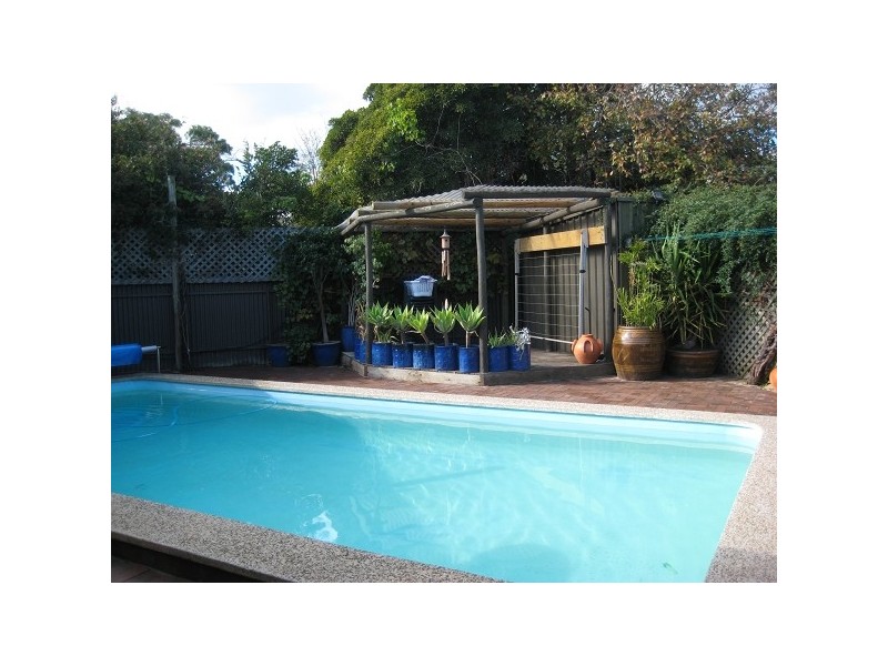 15 Mathias Avenue, Cumberland Park SA 5041