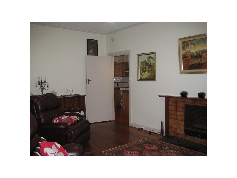 15 Mathias Avenue, Cumberland Park SA 5041