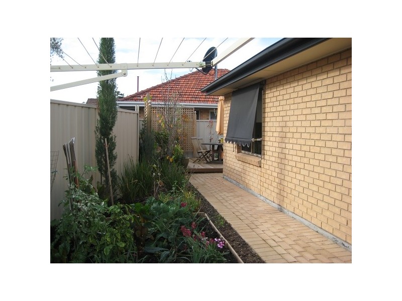 1/11 First Avenue, Ascot Park SA 5043