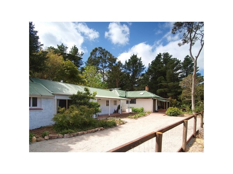 61 Emmett Road, Crafers West SA 5152