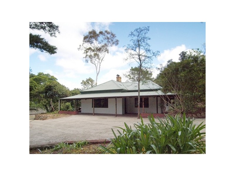 61 Emmett Road, Crafers West SA 5152