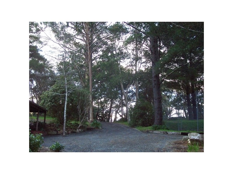 61 Emmett Road, Crafers West SA 5152