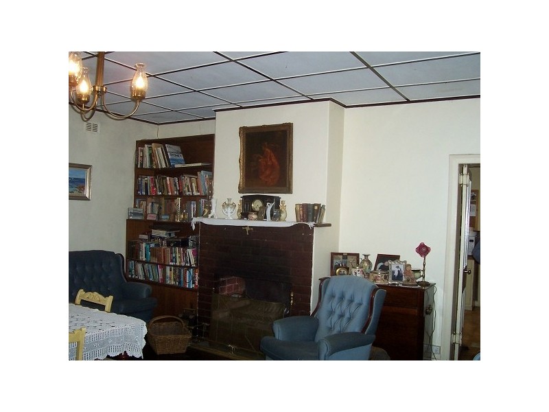 61 Emmett Road, Crafers West SA 5152