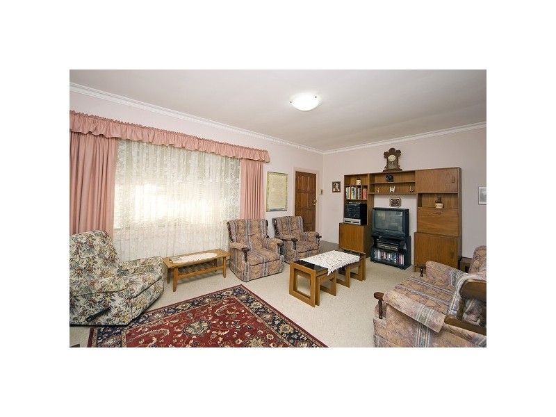 3 Windsor Avenue, Clearview SA 5085