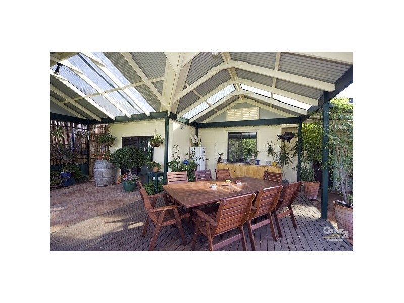 9 Thomas Street, Clarence Gardens SA 5039