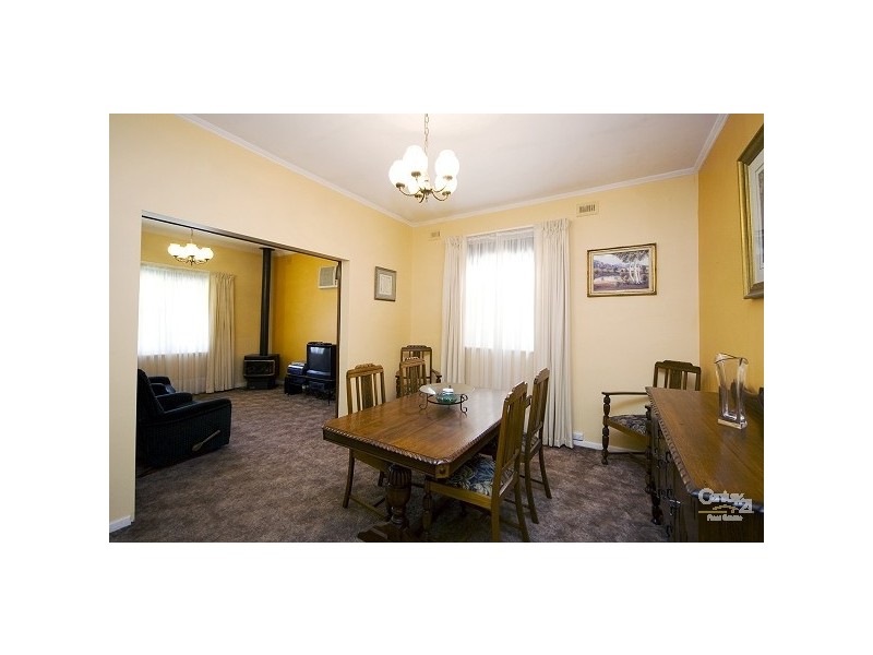 9 Thomas Street, Clarence Gardens SA 5039