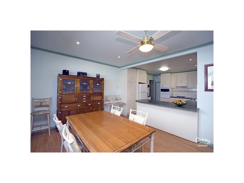9 Thomas Street, Clarence Gardens SA 5039
