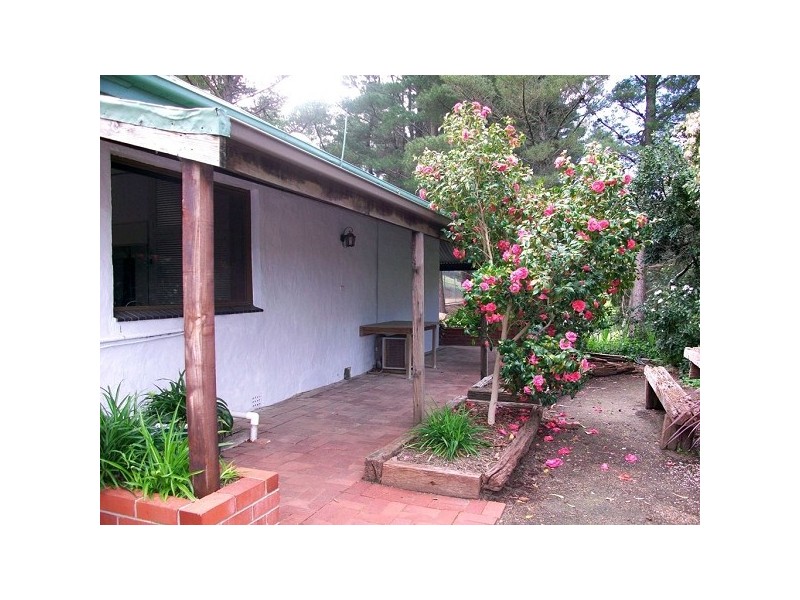 61 Emmett Road, Crafers West SA 5152