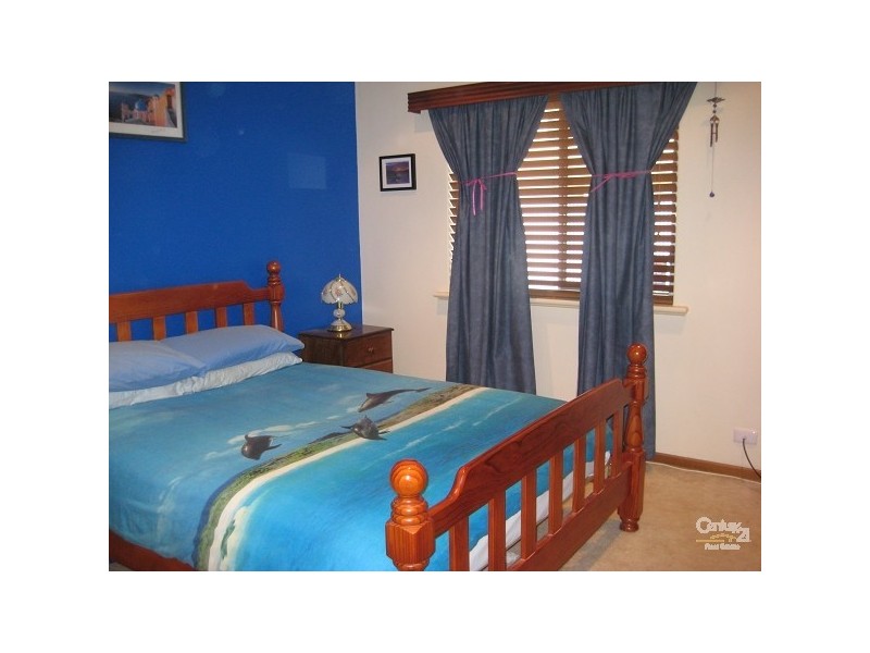 2/22 Military Road, West Beach SA 5024