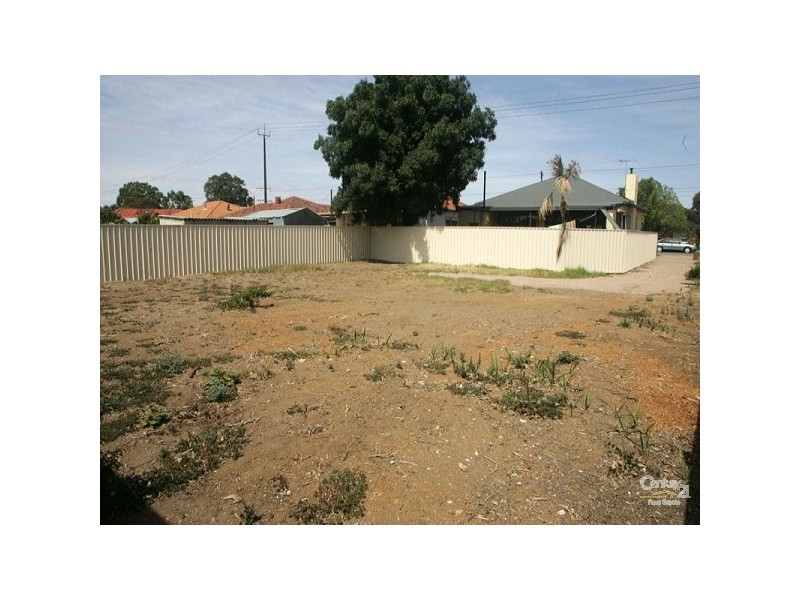 15a Nilpena Avenue, Park Holme SA 5043