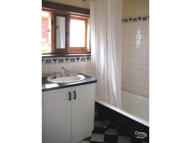 13 Chatham Road, Keswick SA 5035