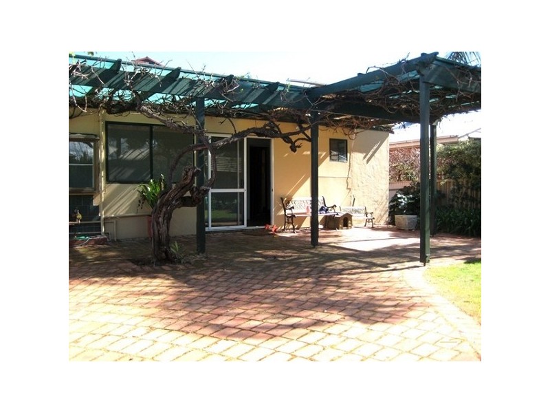 13 Chatham Road, Keswick SA 5035