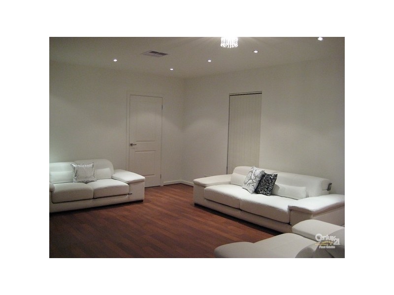 18 Quintus Terrace, Dover Gardens SA 5048