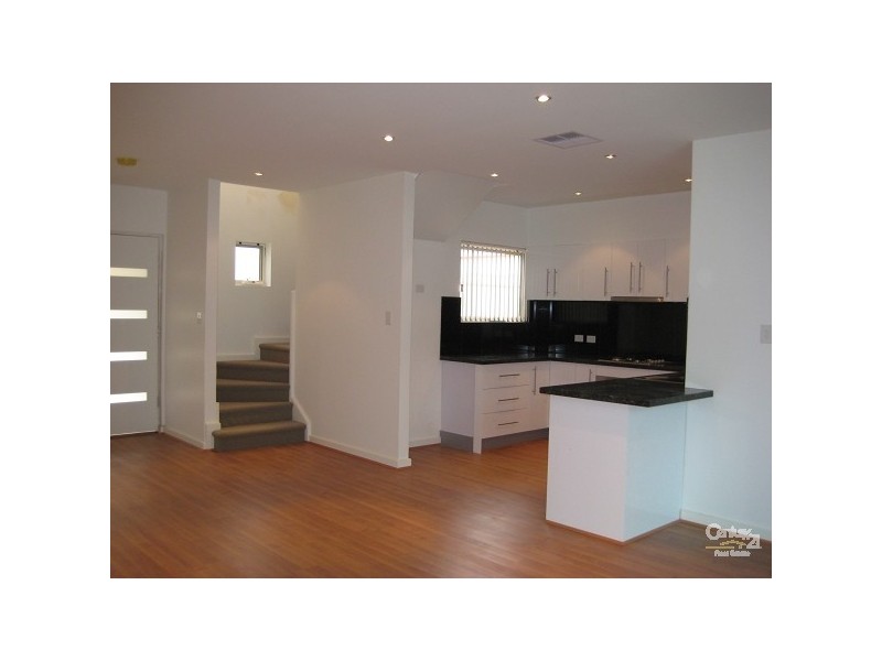 18 Quintus Terrace, Dover Gardens SA 5048