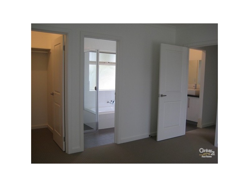 18 Quintus Terrace, Dover Gardens SA 5048