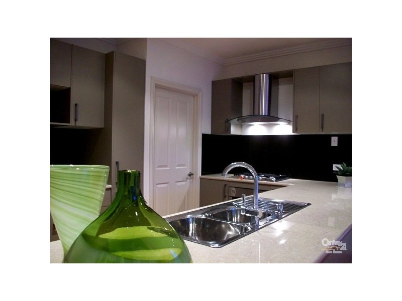 20 Tiparra Avenue, Park Holme SA 5043