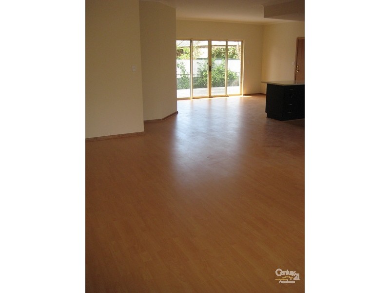 14B Rothesay Avenue, Glenelg North SA 5045