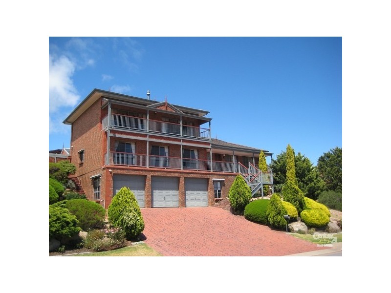 102 Perry Barr Road, Hallett Cove SA 5158