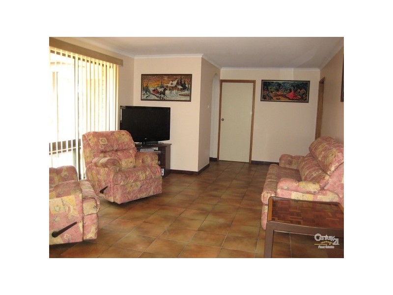 5 Gifford Avenue, St Agnes SA 5097