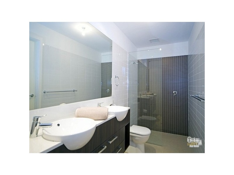 2/10 Moseley Street, Glenelg SA 5045
