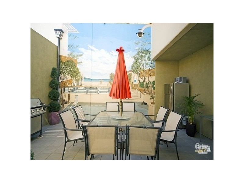 2/10 Moseley Street, Glenelg SA 5045