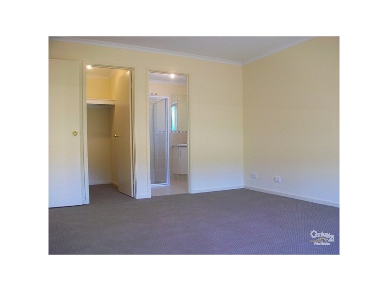 11 Bradford Street, Mount Barker SA 5251