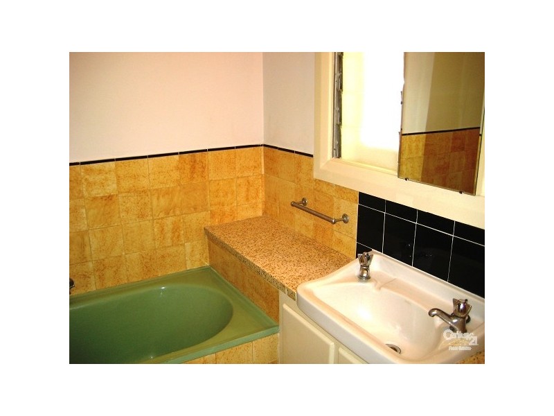 95 Avenue Road, Clarence Gardens SA 5039