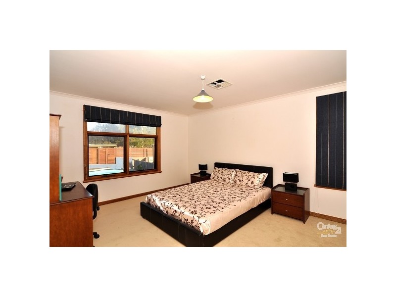 147 Shepherds Hill Road, Eden Hills SA 5050