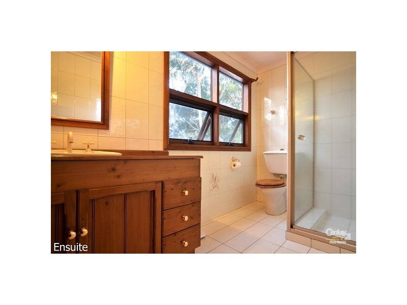 147 Shepherds Hill Road, Eden Hills SA 5050