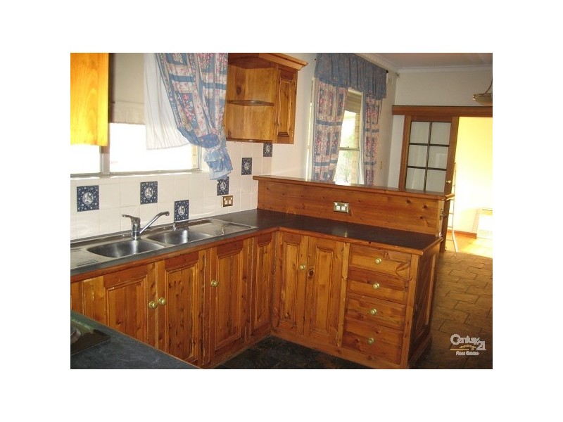 880 Lower North East Road, Dernancourt SA 5075