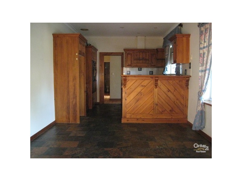 880 Lower North East Road, Dernancourt SA 5075