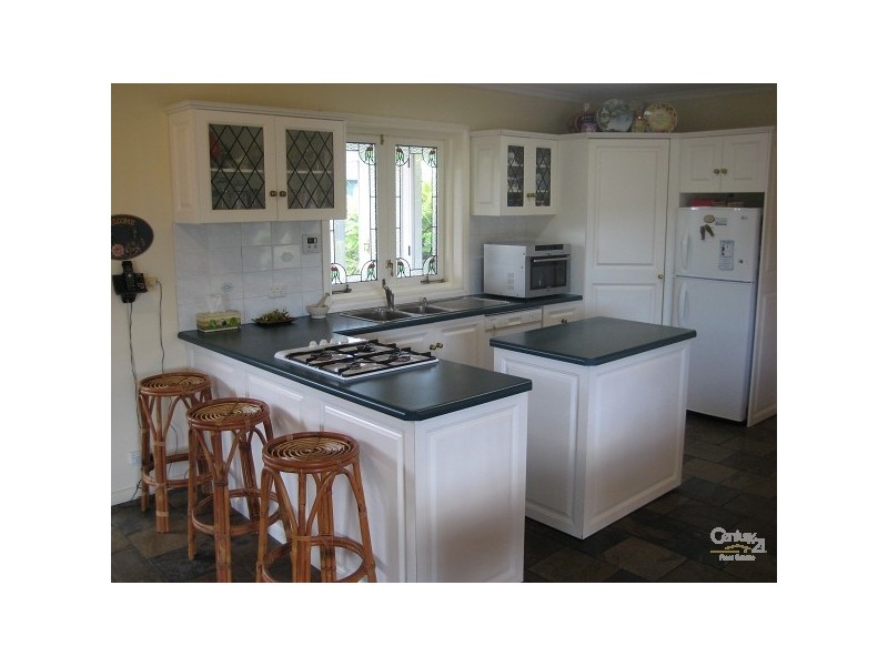 12 Petersen Crescent, Port Noarlunga SA 5167