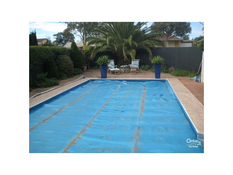 12 Petersen Crescent, Port Noarlunga SA 5167