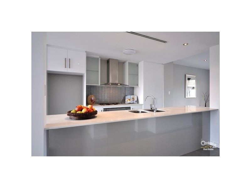 2 College Street, Glenelg SA 5045