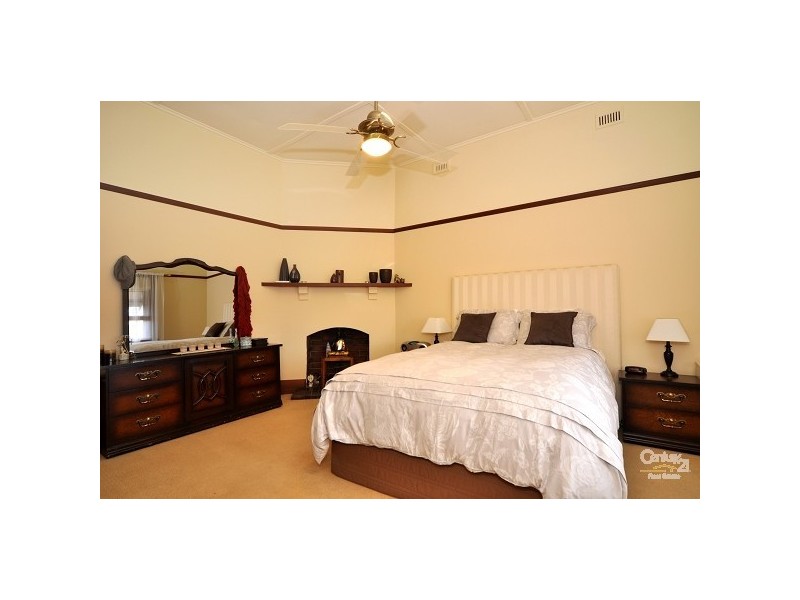 13 Chatham Road, Keswick SA 5035