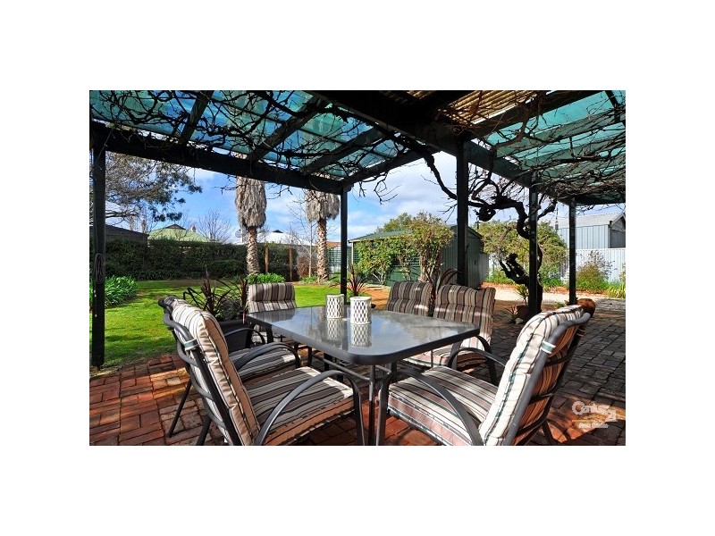 13 Chatham Road, Keswick SA 5035