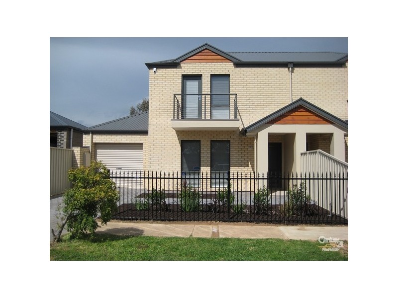 96 Tiparra Avenue, Park Holme SA 5043