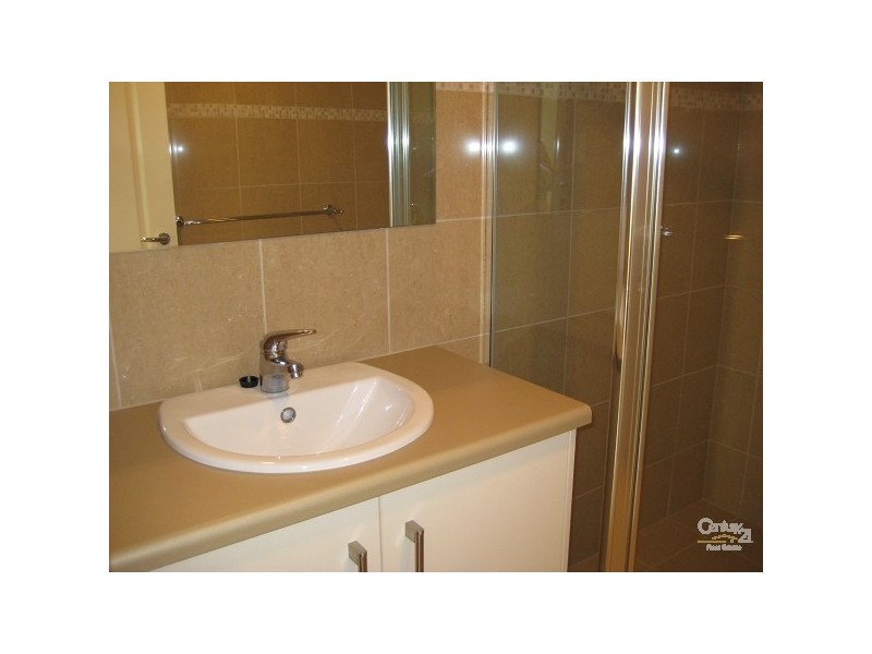 96 Tiparra Avenue, Park Holme SA 5043