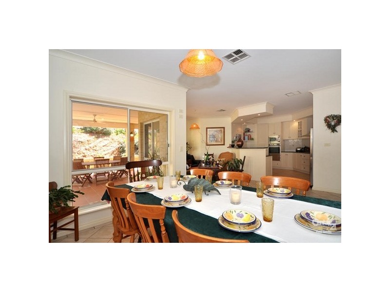 34 Hillsdale Avenue, Coromandel Valley SA 5051